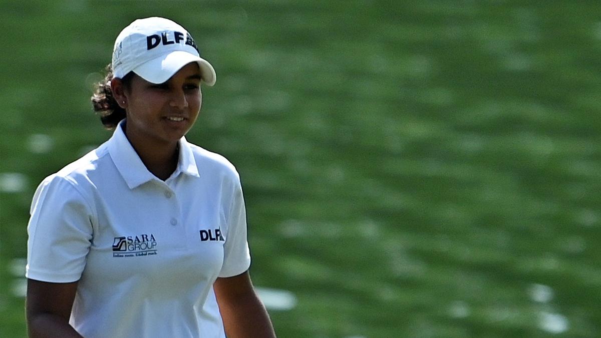 Hitaashee shines on second day as nine Indians make the cut in the